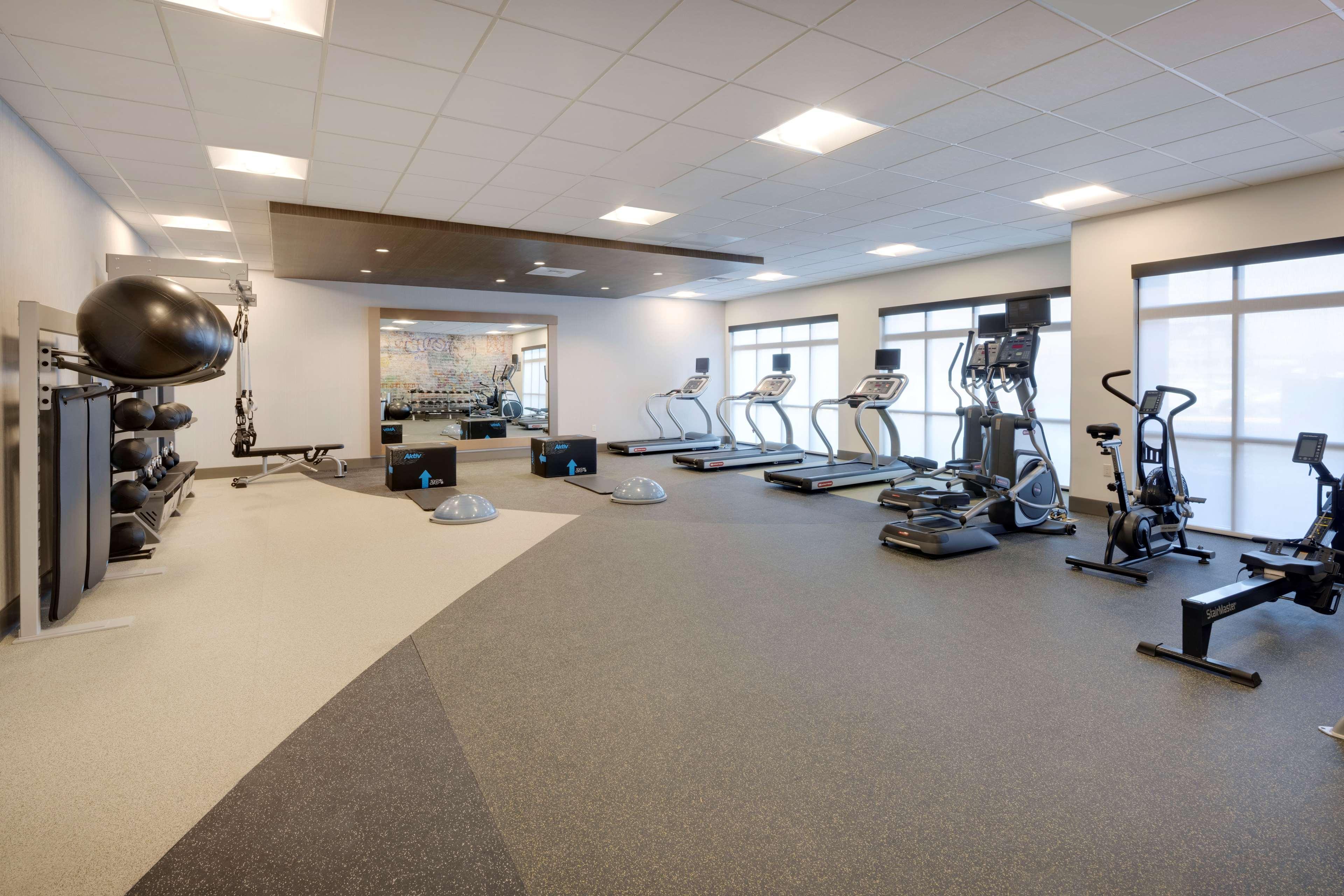 Hilton Garden Inn Haymarket المظهر الخارجي الصورة
