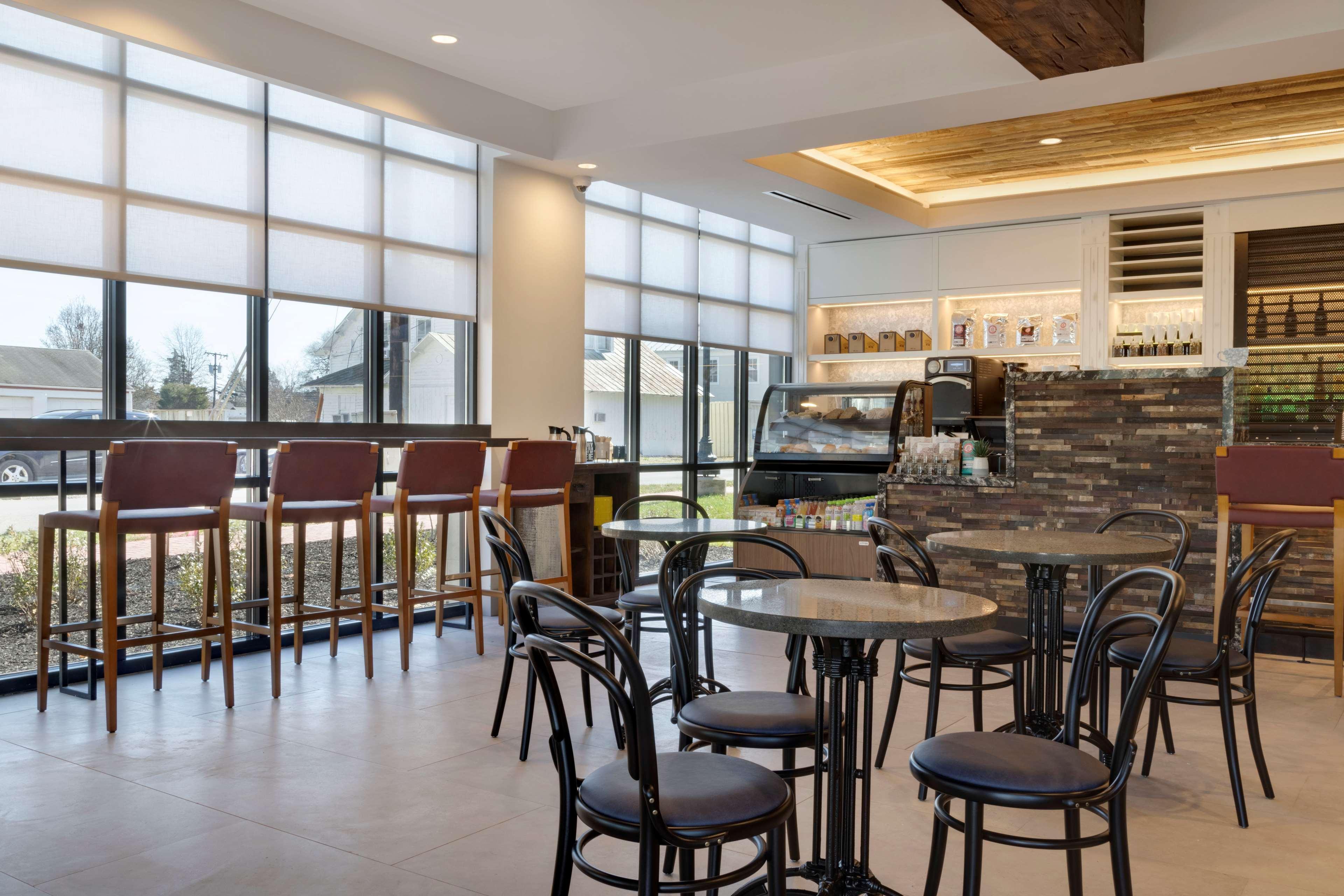 Hilton Garden Inn Haymarket المظهر الخارجي الصورة