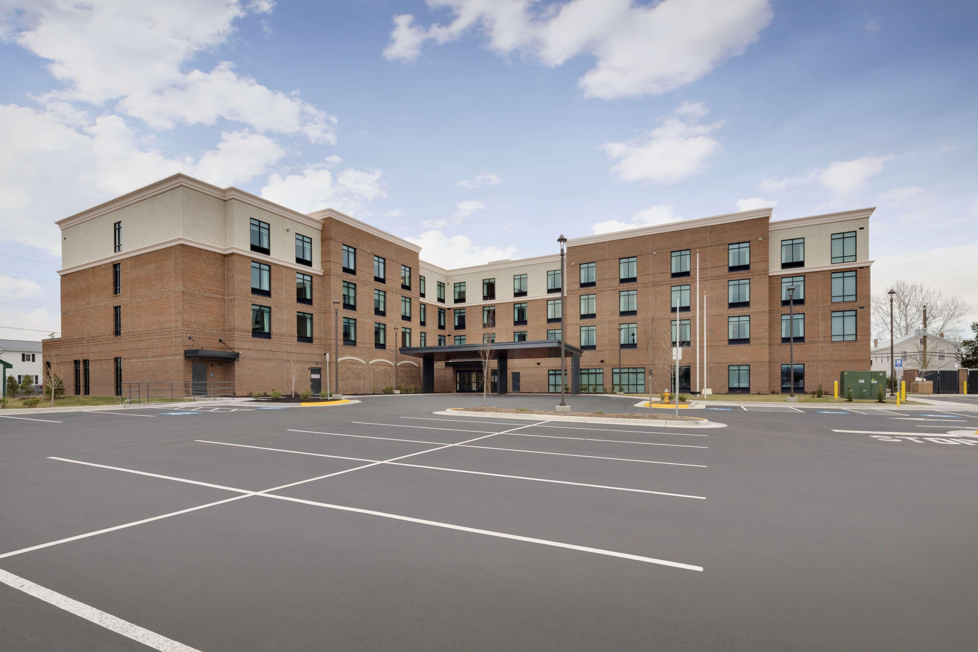 Hilton Garden Inn Haymarket المظهر الخارجي الصورة
