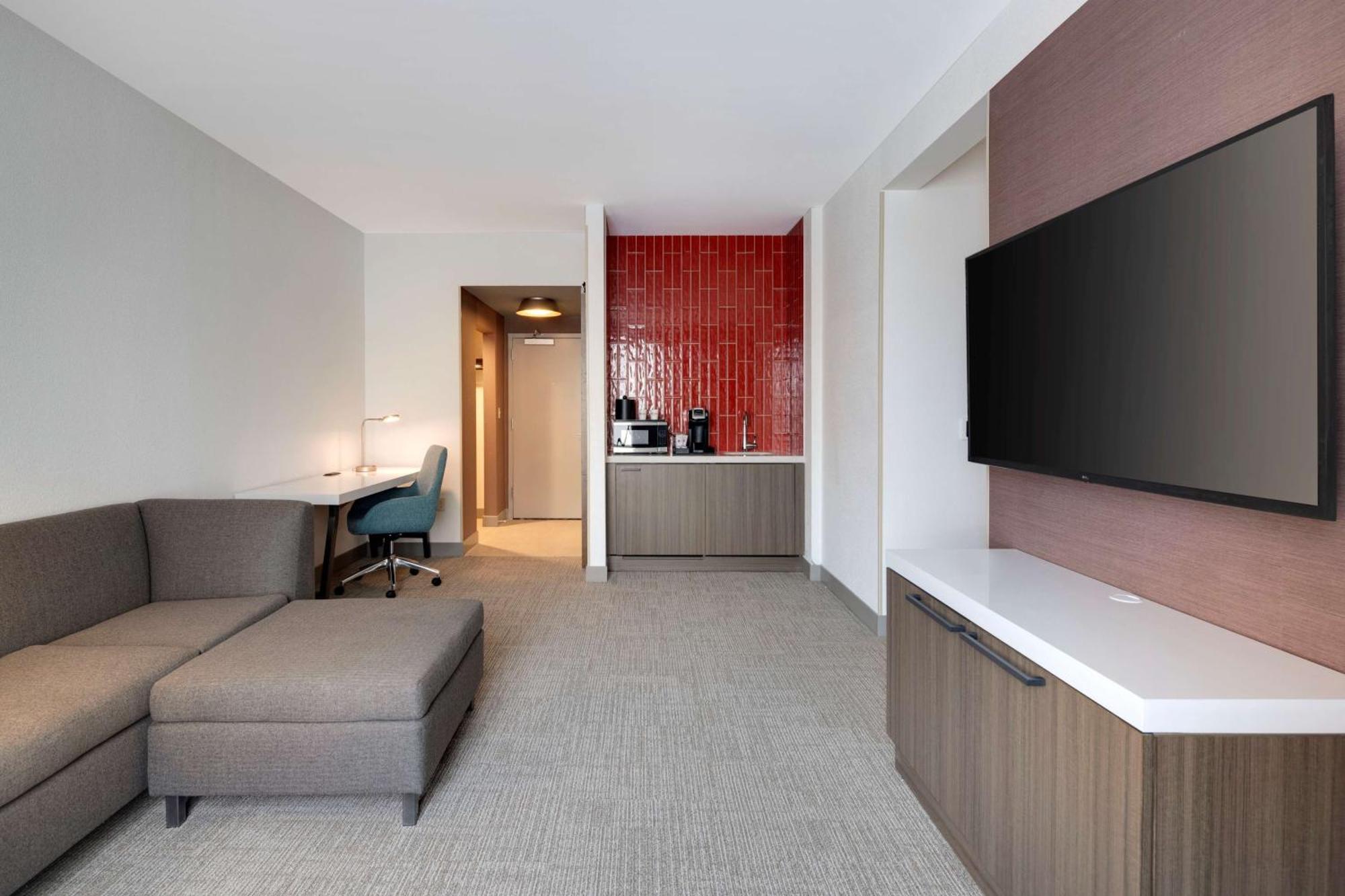 Hilton Garden Inn Haymarket المظهر الخارجي الصورة
